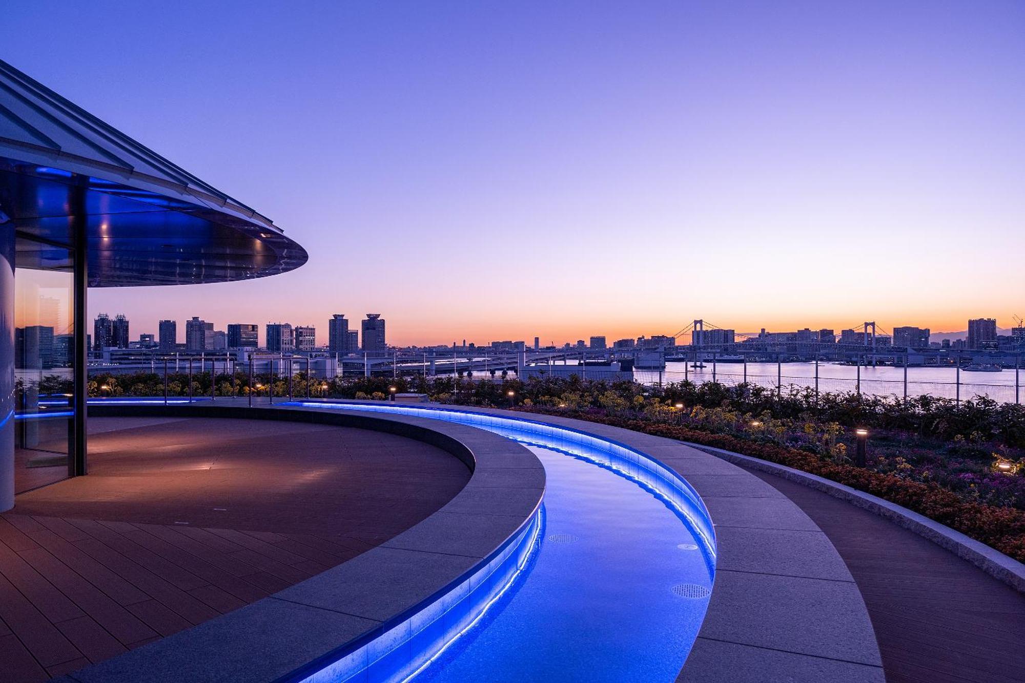 Отель Tokyo Toyosu Manyo Club Экстерьер фото