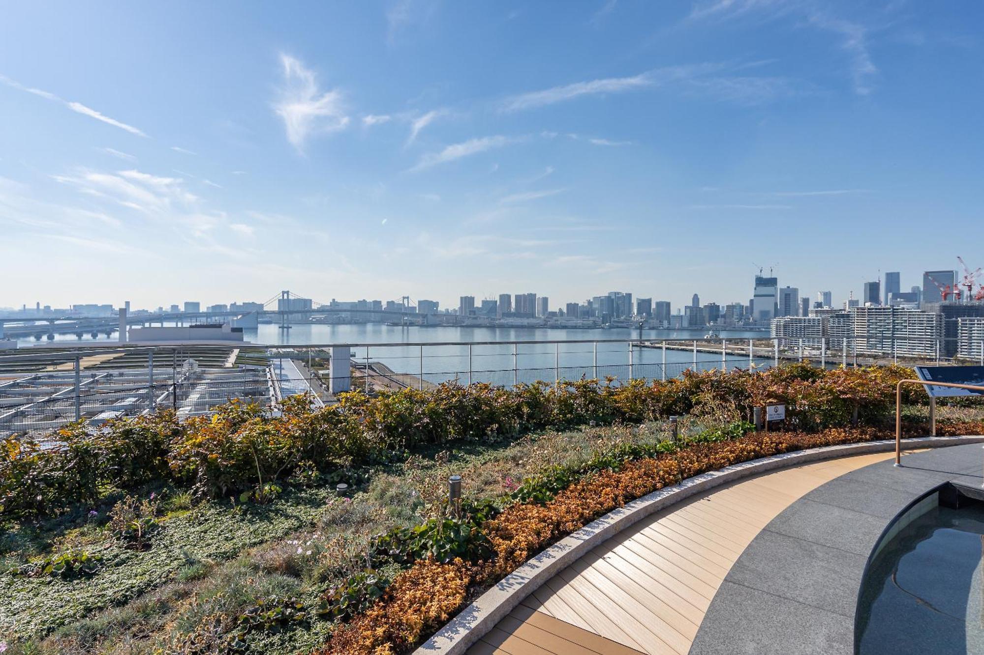 Отель Tokyo Toyosu Manyo Club Экстерьер фото
